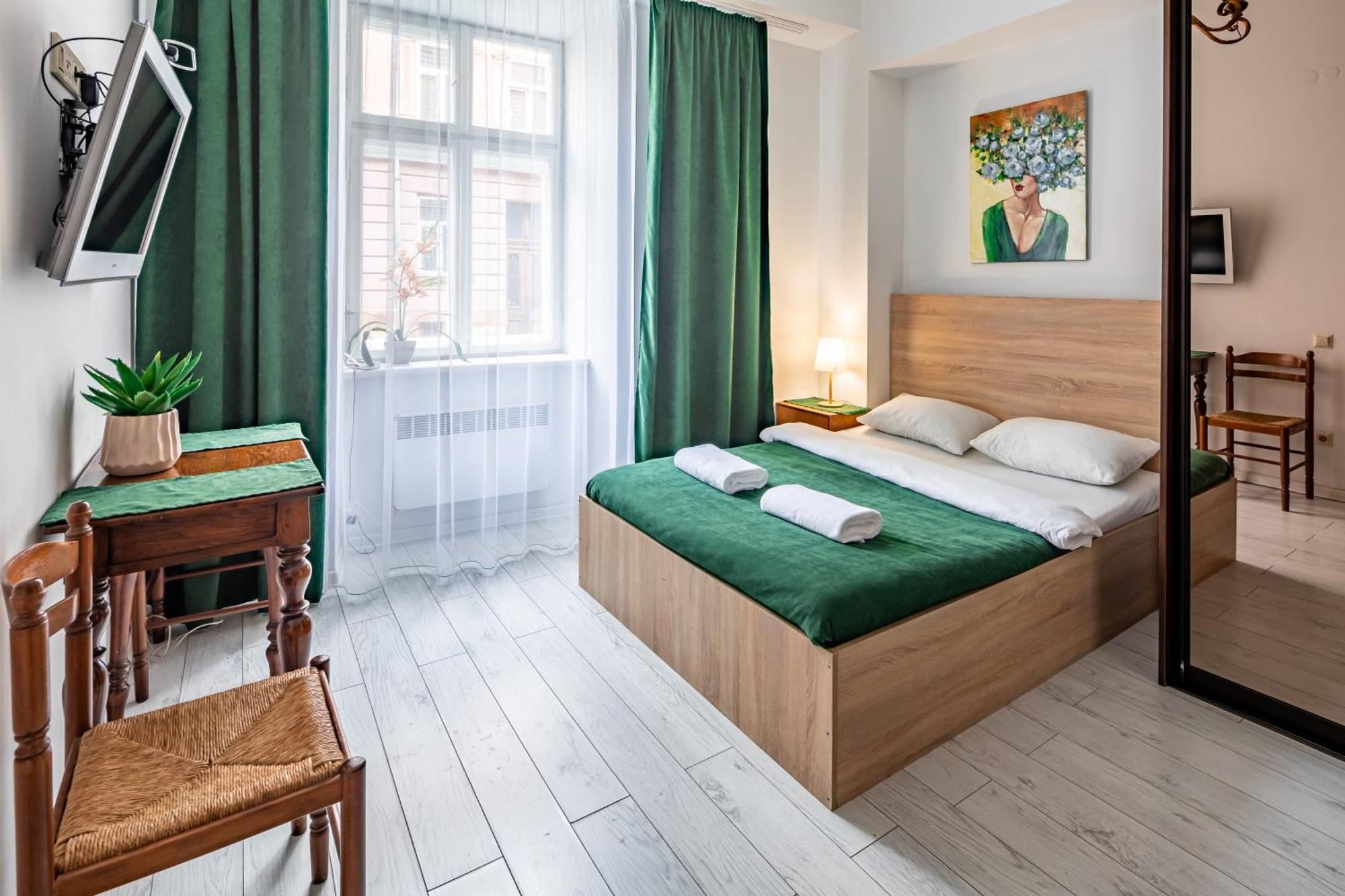 Apartment On Virmens'Ka Street Lwów Zewnętrze zdjęcie